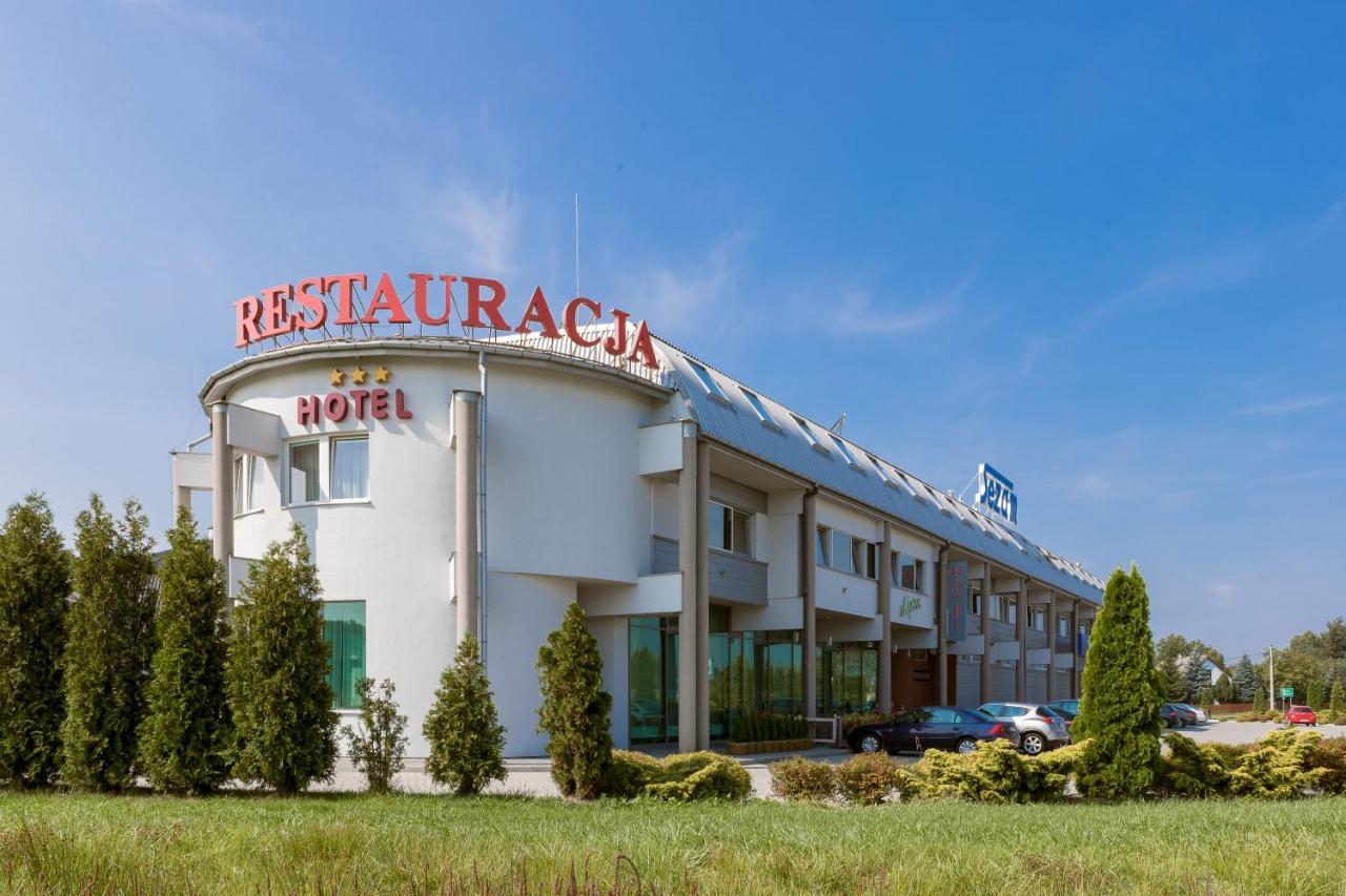 Hotel Sezam Machowa Exterior photo